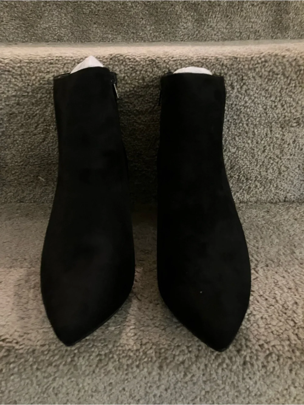 NWB X2B NESSA 1 FAUX SUEDE POINTED TOE BLOCK HEEL ANKLE BOOTS VEGAN SIZE 9
